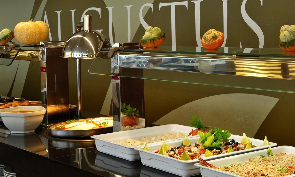Hotel Augustus Cambrils Dış mekan fotoğraf